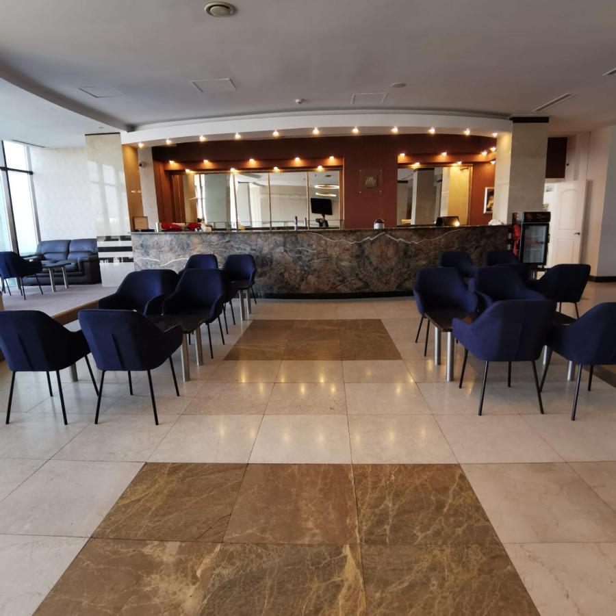Hotel Zimbru Snagov Tincabesti Екстер'єр фото