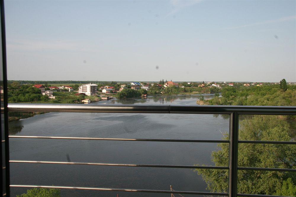 Hotel Zimbru Snagov Tincabesti Екстер'єр фото
